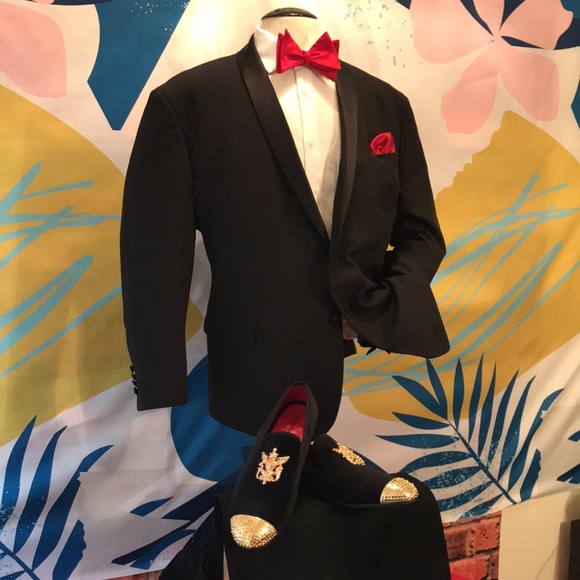 Eleganza Platinum Tuxedo coat - Picture 10 of 17